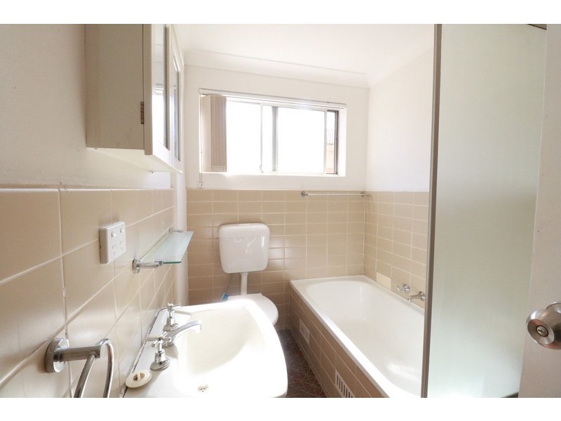 2/ 10 Curt Street, Ashfield NSW 2131