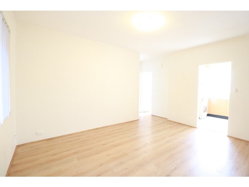 2/ 10 Curt Street, Ashfield NSW 2131