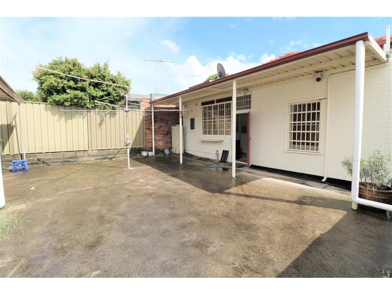 76 Park Avenue, Ashfield NSW 2131