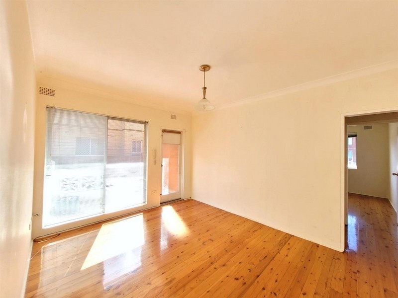 1/ 56 Frederick Street, Campsie NSW 2194