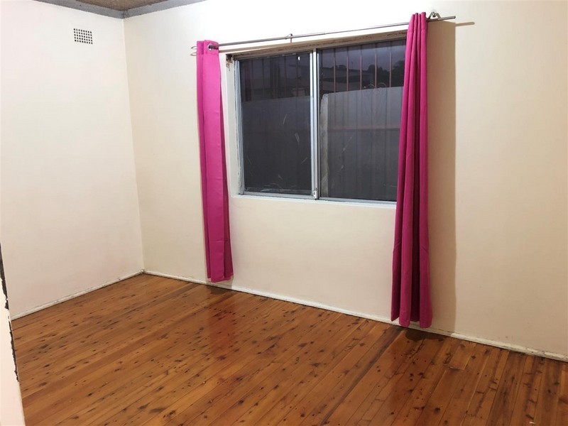 2/9 Duke Street, Campsie NSW 2194