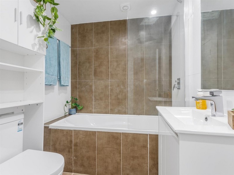 2/6 Station Street, Homebush NSW 2140