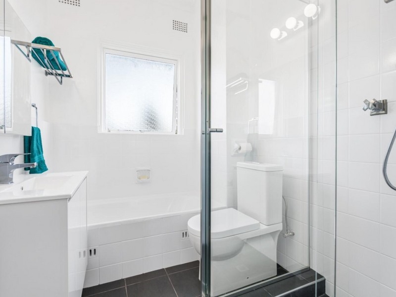 11/5B Gower Street, Summer Hill NSW 2130