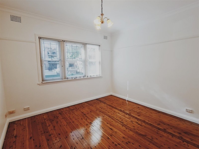 1/12A Short Street, Carlton NSW 2218