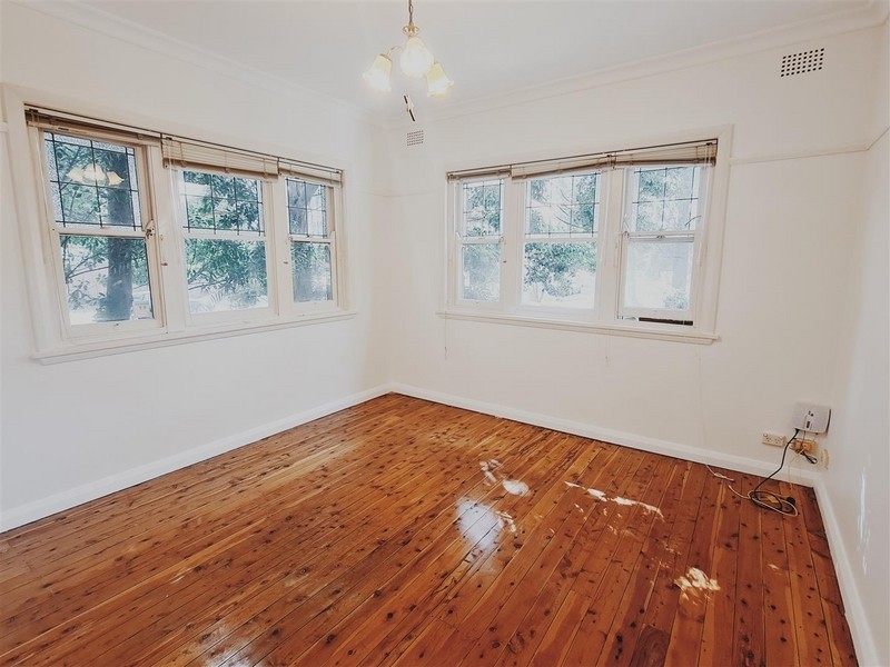 1/12A Short Street, Carlton NSW 2218