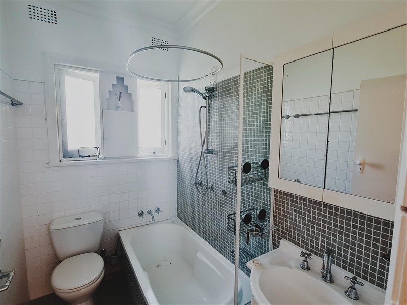 1/12A Short Street, Carlton NSW 2218