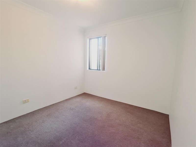 12/ 41-43 Cairds Avenue, Bankstown NSW 2200