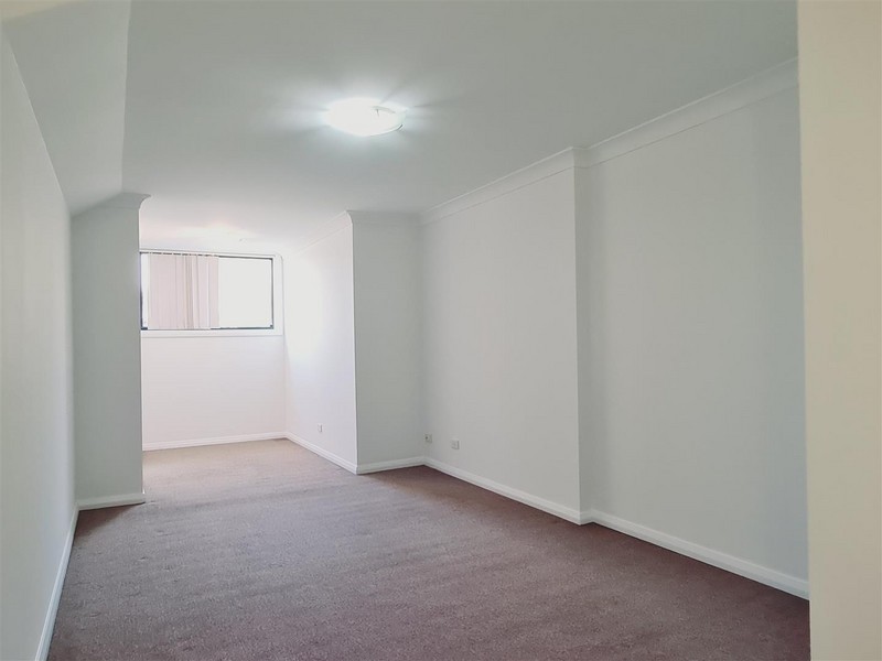 12/ 41-43 Cairds Avenue, Bankstown NSW 2200