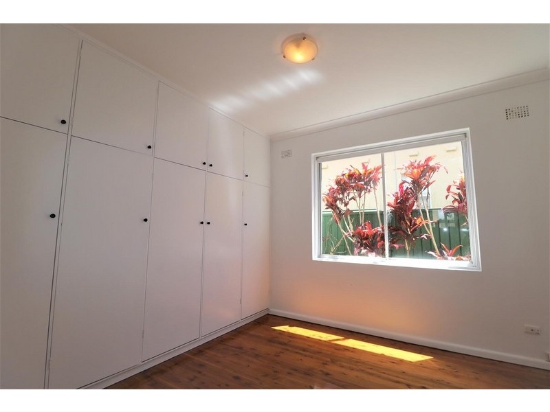 2/9 Queen Street, Ashfield NSW 2131