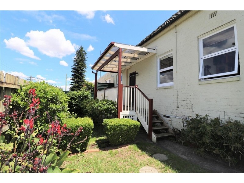 2/9 Queen Street, Ashfield NSW 2131