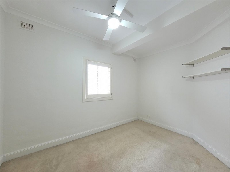 1/5 Wardell Road, Lewisham NSW 2049