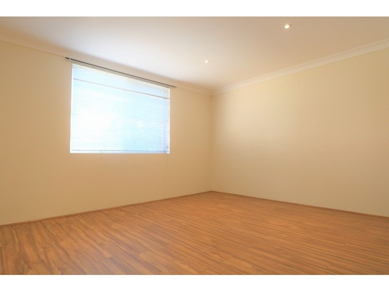 6/ 52 Sixth Avenue, Campsie NSW 2194