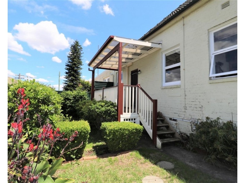 2/9 Queen Street, Ashfield NSW 2131