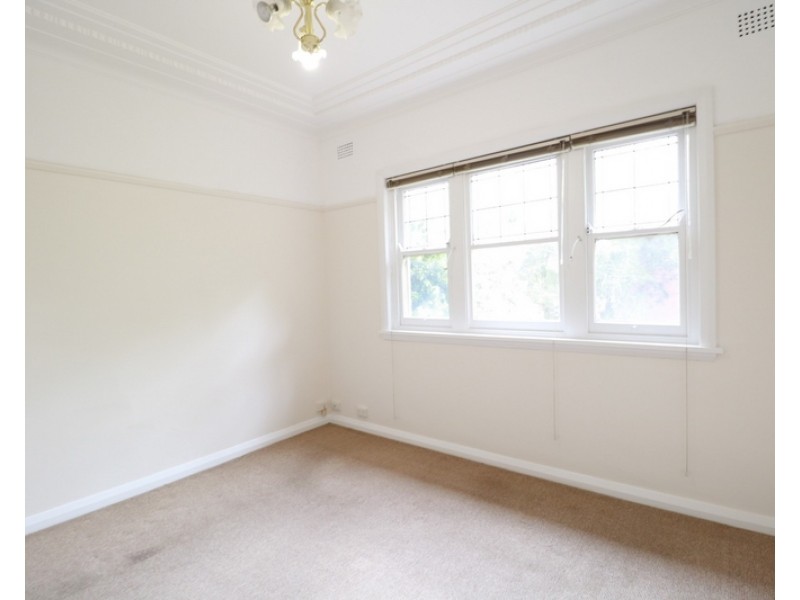 3/12A Short Street, Carlton NSW 2218