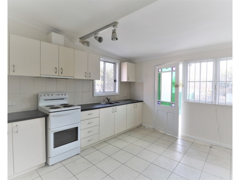 2/ 37 Holden Street, Ashfield NSW 2131