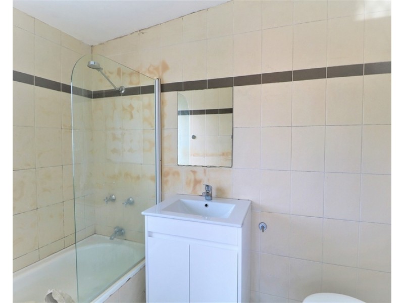 2/ 37 Holden Street, Ashfield NSW 2131