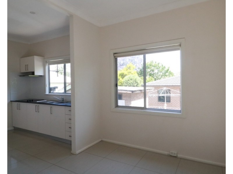 2/ 37 Morotai Avenue, Riverwood NSW 2210