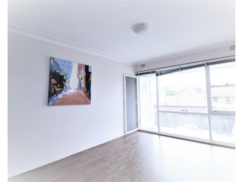6/42 Robert Street, Ashfield NSW 2131