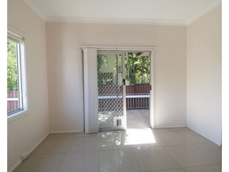 2/ 37 Morotai Avenue, Riverwood NSW 2210