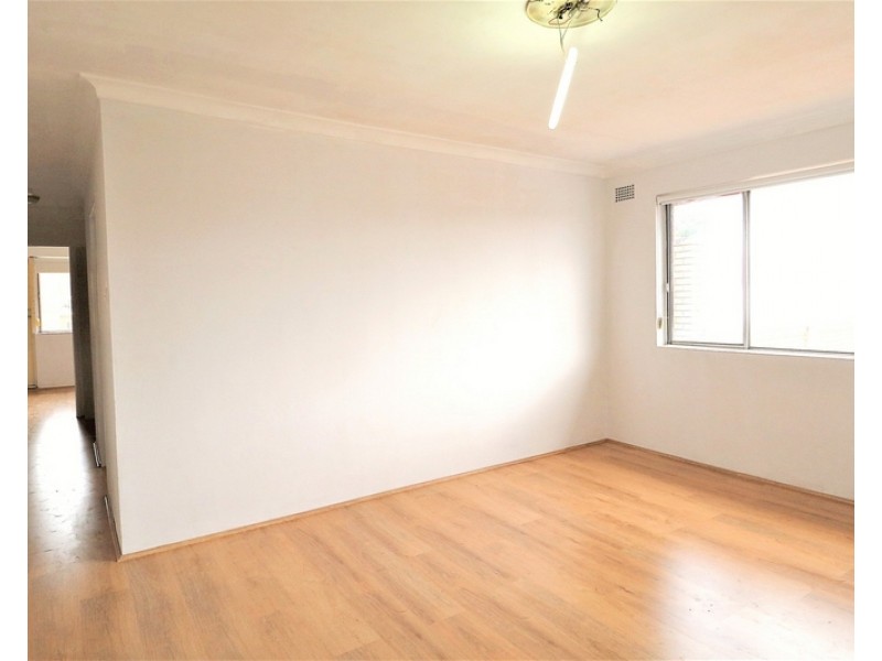 4/9 Duke Street, Campsie NSW 2194