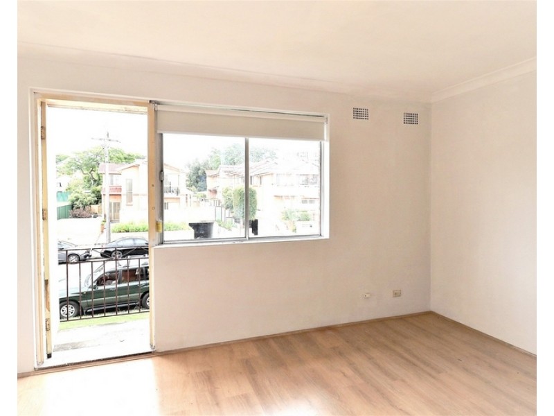 4/9 Duke Street, Campsie NSW 2194