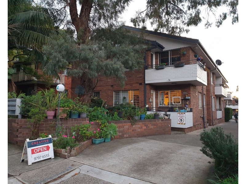 2/ 92 Alt Street, Ashfield NSW 2131
