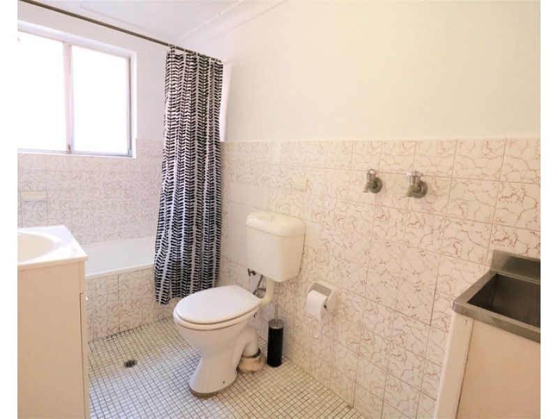 2/ 92 Alt Street, Ashfield NSW 2131