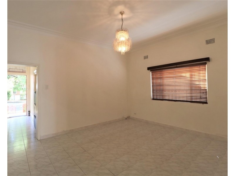 76 Park Avenue, Ashfield NSW 2131