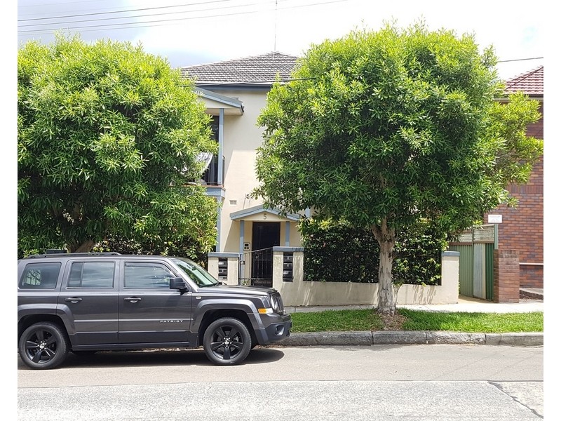 1/5 Wardell Road, Lewisham NSW 2049