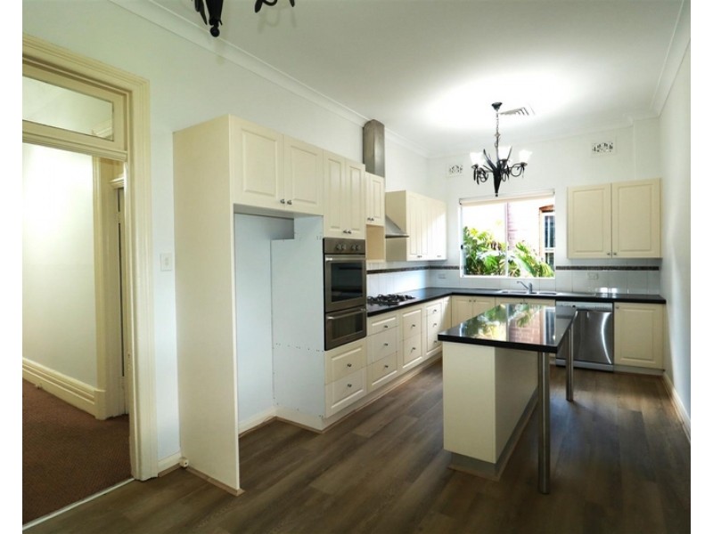 17 Queen Street, Ashfield NSW 2131