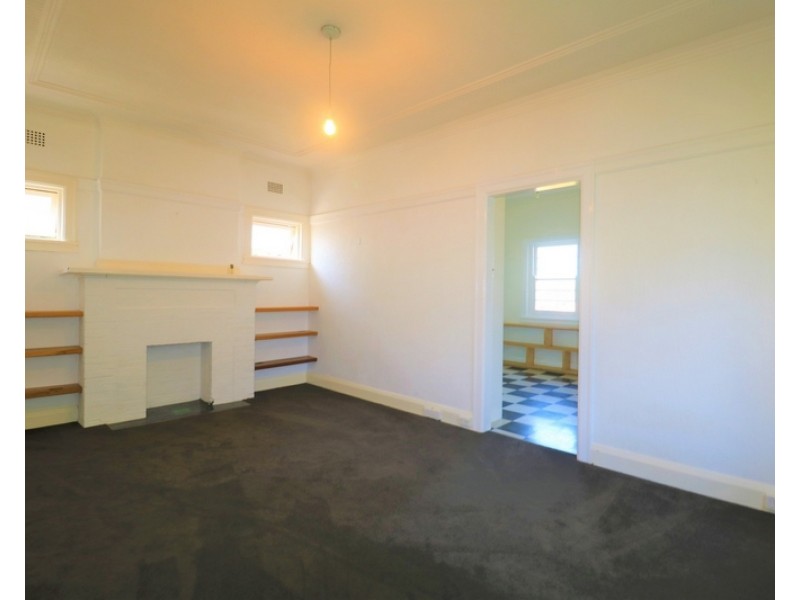 2/24 Albert Parade, Ashfield NSW 2131