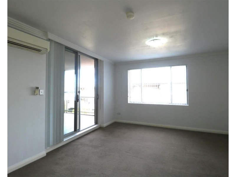 L304/81-86 Courallie Avenue, Homebush West NSW 2140