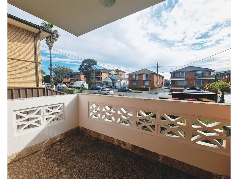 1/ 56 Frederick Street, Campsie NSW 2194