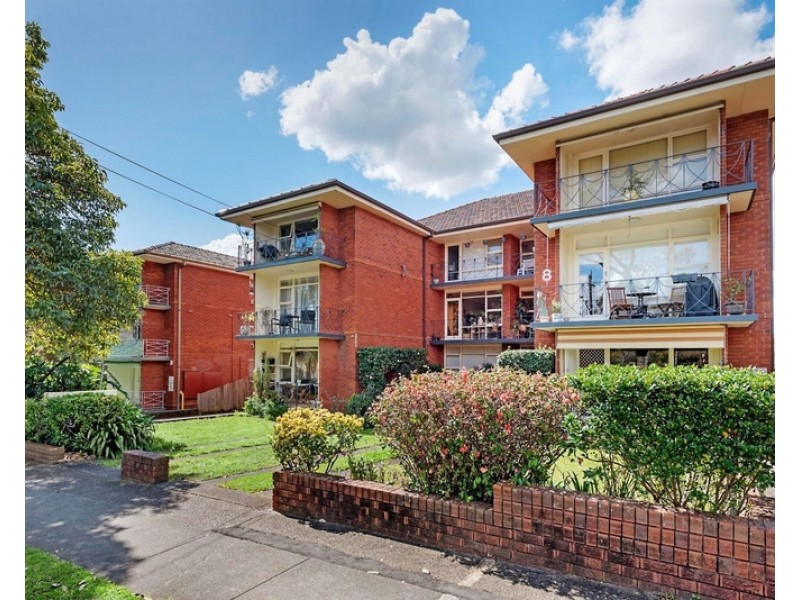 2/8 Tintern Road, Ashfield NSW 2131