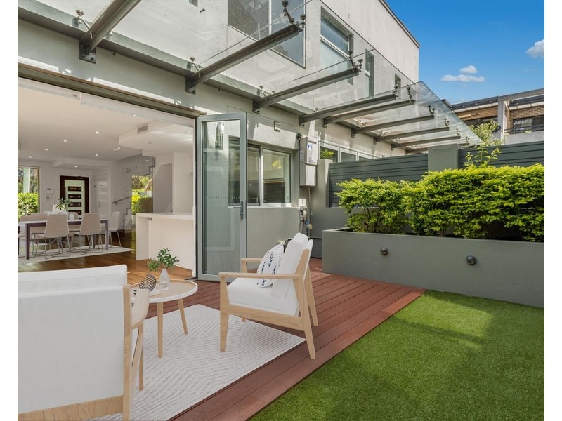 Unit 2/1-3 Parkes Road, Artarmon NSW 2064