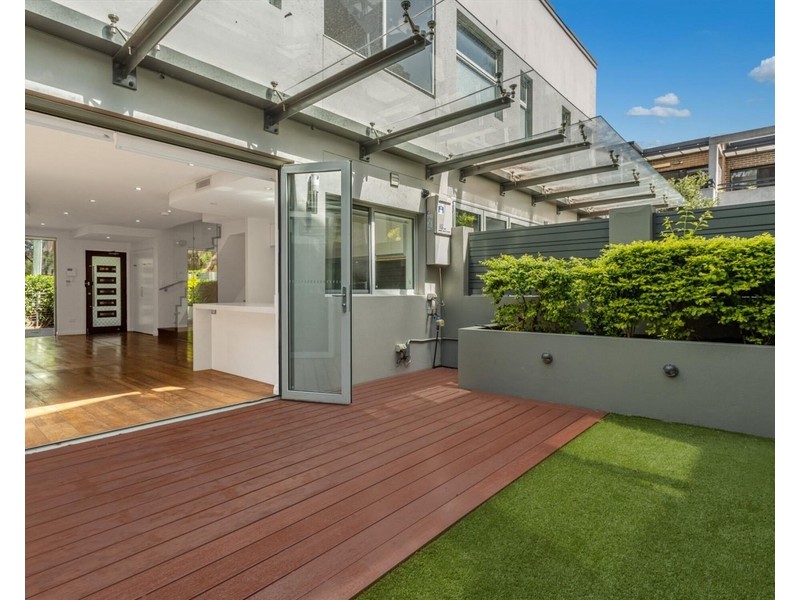 Unit 2/1-3 Parkes Road, Artarmon NSW 2064