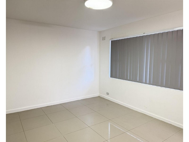 2/ 5 George Street, Burwood NSW 2134