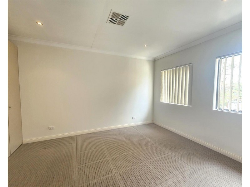 3 Lyminge Road, Croydon Park NSW 2133