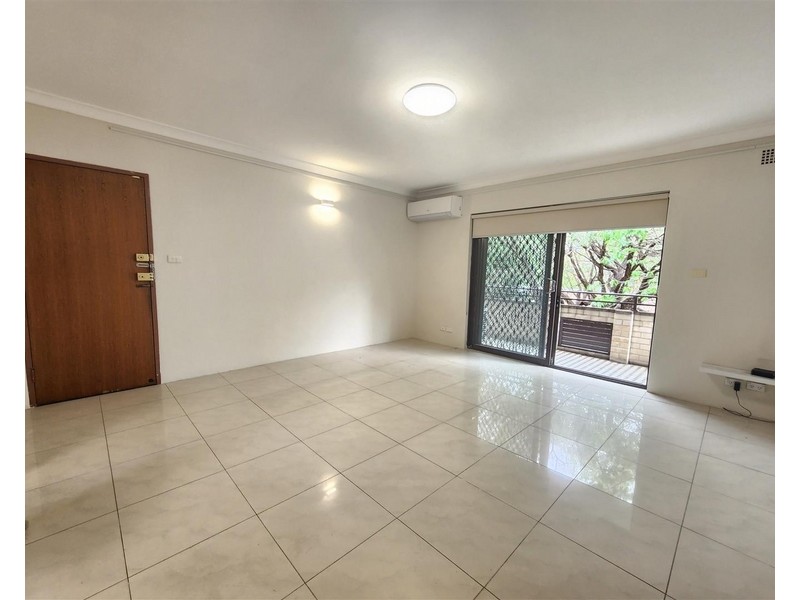 3/2 Seventh Avenue, Campsie NSW 2194