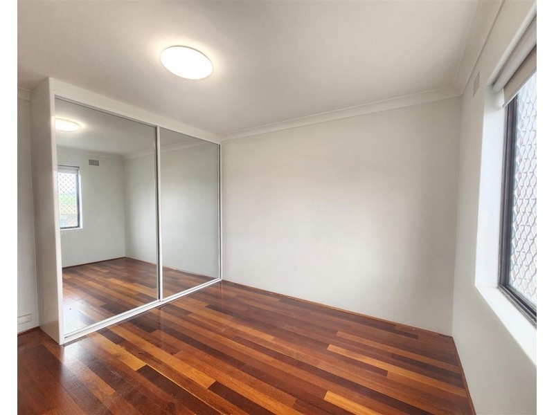 3/2 Seventh Avenue, Campsie NSW 2194