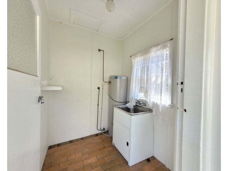 24 Bonds Road, Roselands NSW 2196