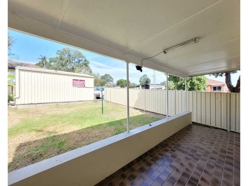 24 Bonds Road, Roselands NSW 2196