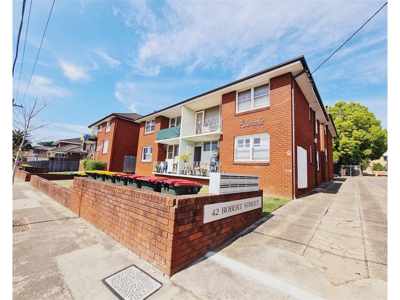 6/42 Robert Street, Ashfield NSW 2131