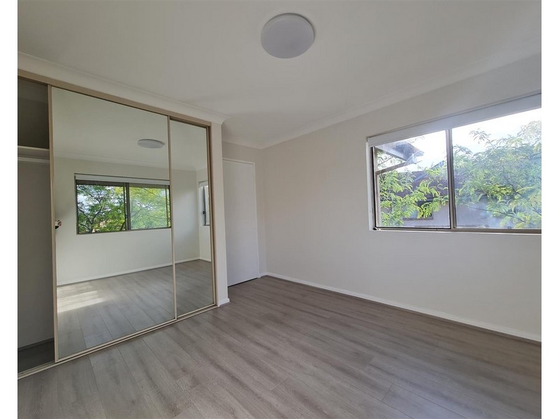 26/37 Oak  Street, Ashfield NSW 2131