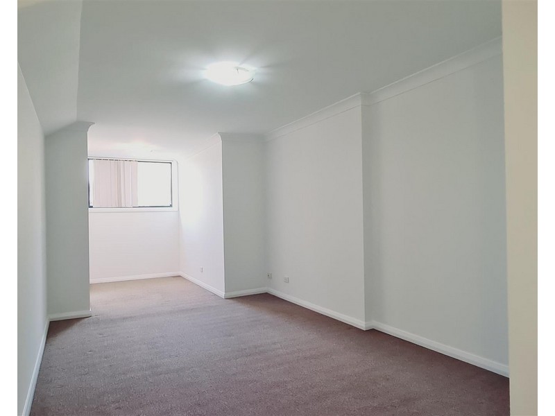 12/ 41-43 Cairds Avenue, Bankstown NSW 2200