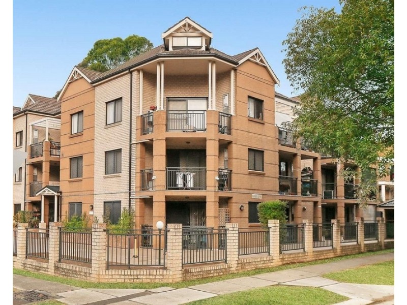 12/ 41-43 Cairds Avenue, Bankstown NSW 2200