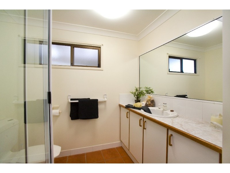 Bardon QLD 4065