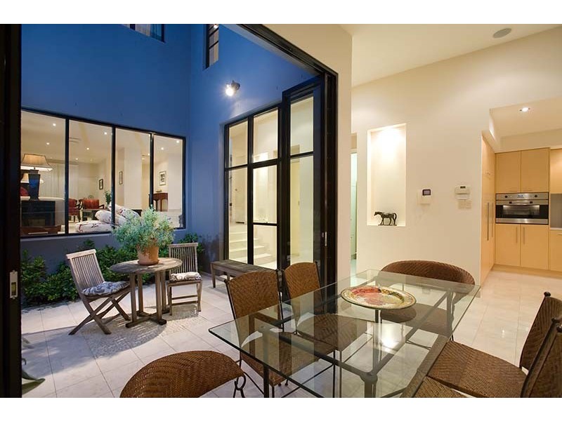 94 Upper Lancaster Road, Ascot QLD 4007