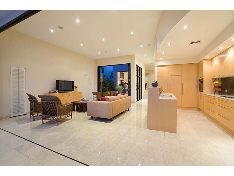 94 Upper Lancaster Road, Ascot QLD 4007