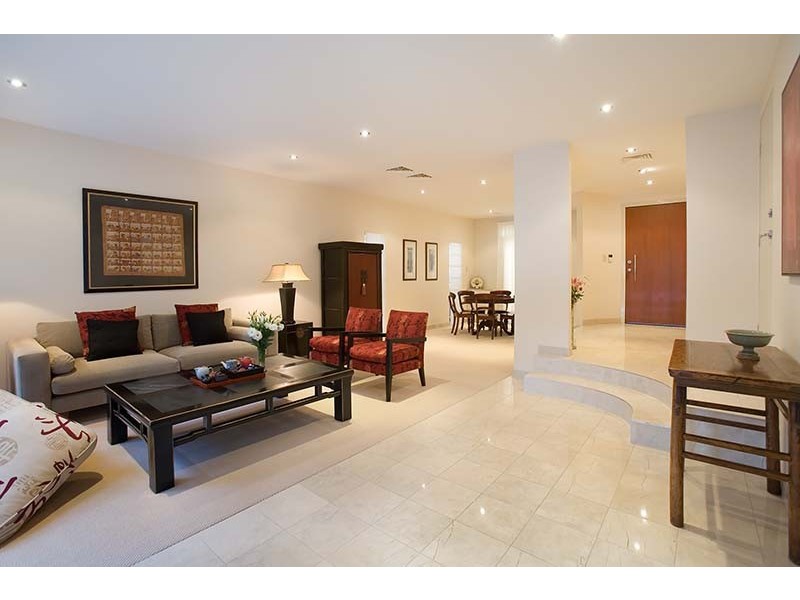 94 Upper Lancaster Road, Ascot QLD 4007